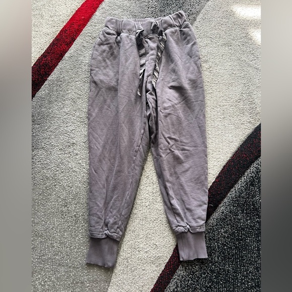 Gymshark Gray Men’s Jogger Sweatpants - Picture 1 of 5